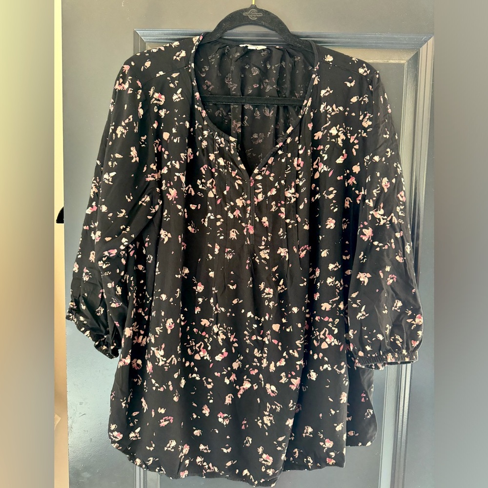 XXL black blouse with abstract floral design
